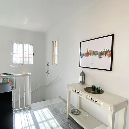 Tatil Evi Mit Privatpool Fuer 7 Personen Ca 150 Qm In Nerja, Andalusien Costa Del Sol