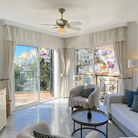 Mit Privatpool Fuer 7 Personen Ca 150 Qm In Nerja, Andalusien Costa Del Sol * Nerja
